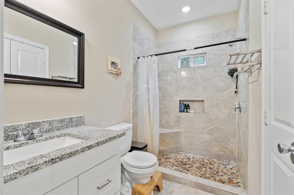 237 Ridgeside Court, Montgomery, Texas image 5