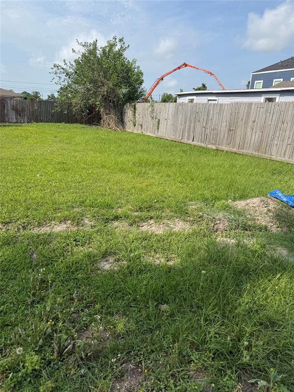847 S Victory Drive, Houston, Texas image 4