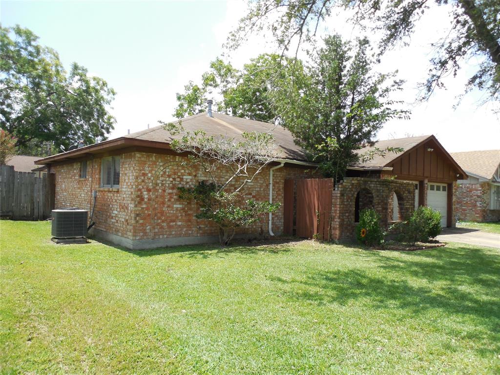 1502 Sierra Drive, Baytown, Texas image 3