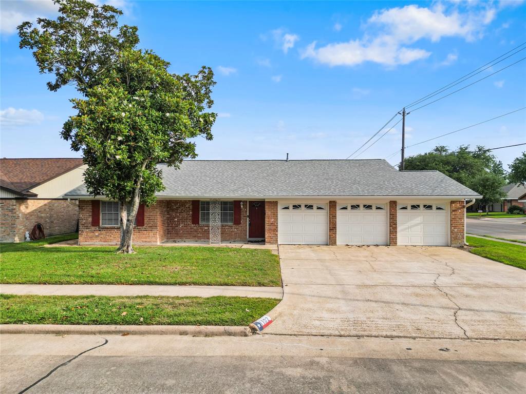 1102 Brenda Drive, Deer Park, Texas image 1
