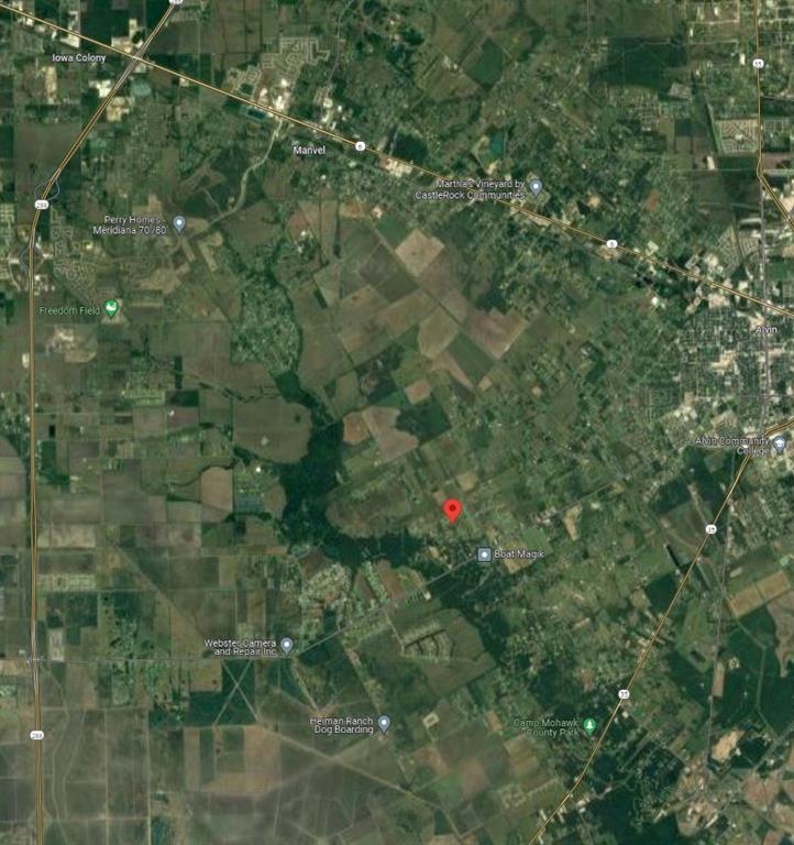 Evan Drive, Alvin, Texas image 6