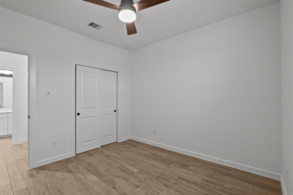 12919 Old Fashion Circle, Mont Belvieu, Texas image 20