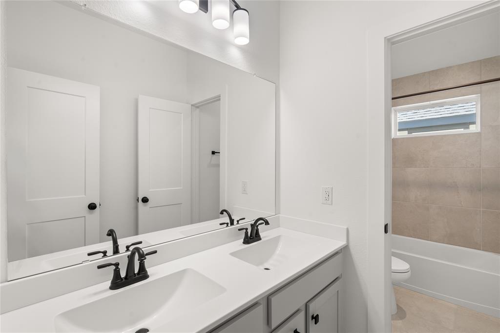 16526 Cub Creek Court, Conroe, Texas image 14