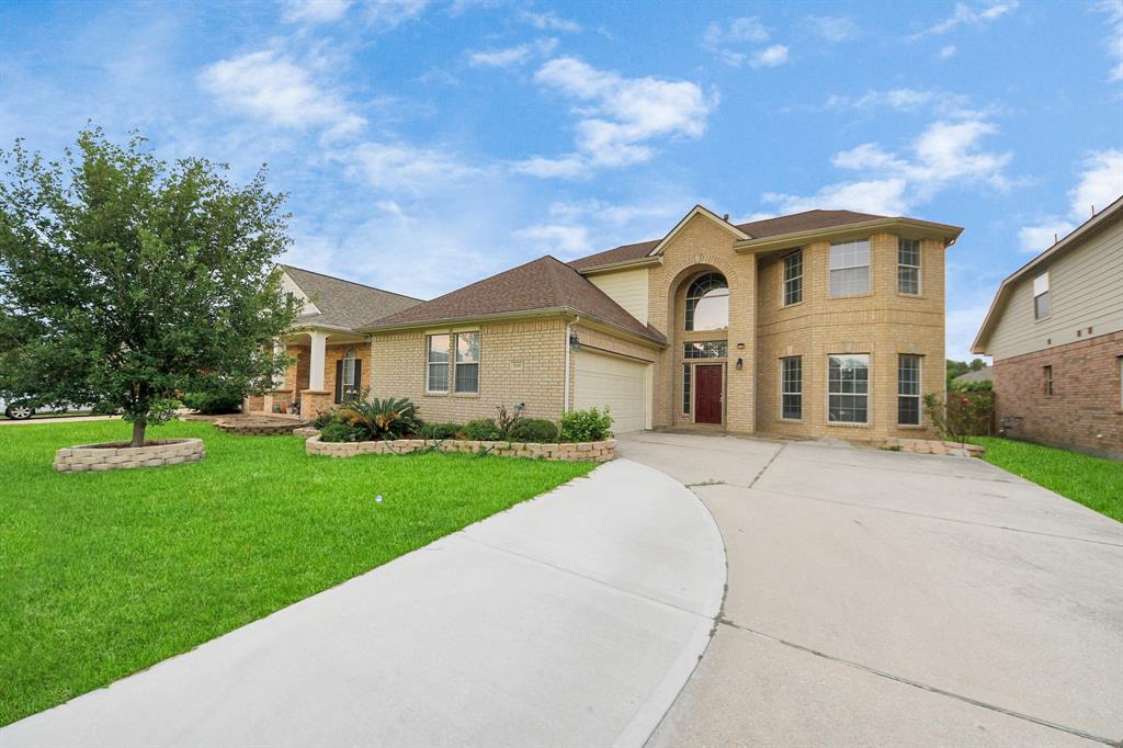 930 Allisa Street, Stafford, Texas image 1