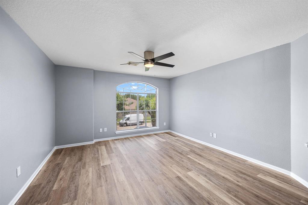612 Hartman Drive, Baytown, Texas image 20