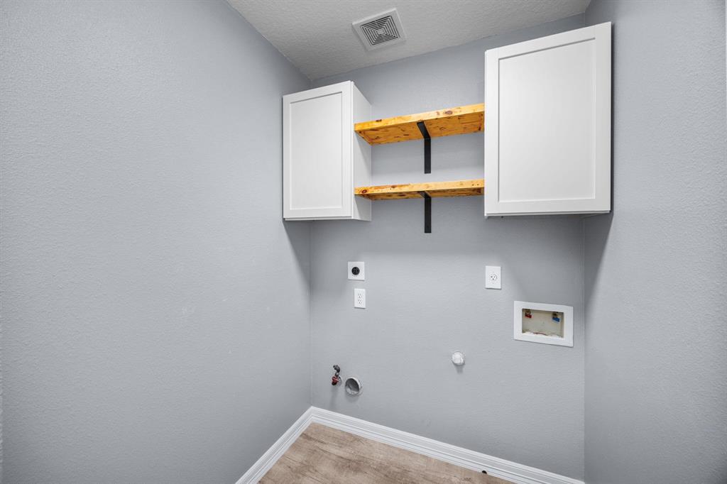 612 Hartman Drive, Baytown, Texas image 23