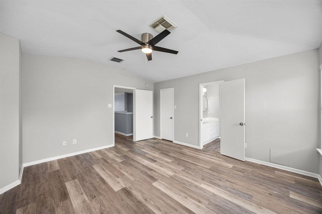 612 Hartman Drive, Baytown, Texas image 28
