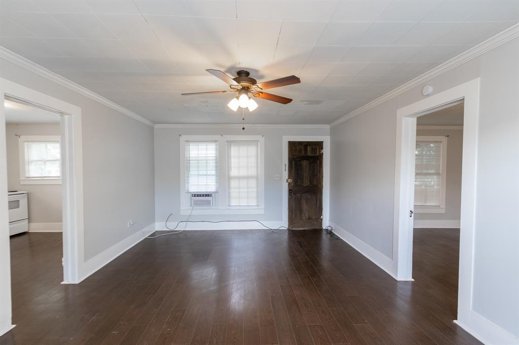 310 W Sidnor Street, Alvin, Texas image 34