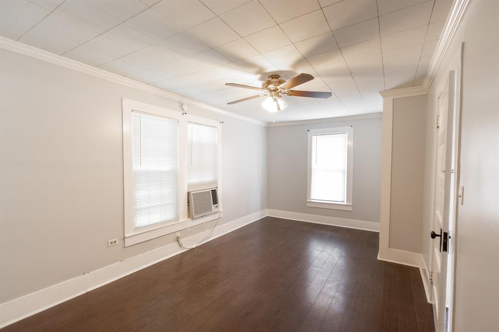 310 W Sidnor Street, Alvin, Texas image 37