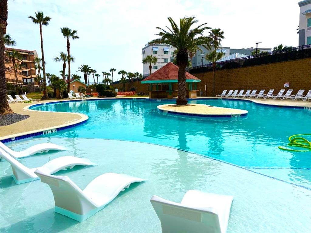 9520 Seawall Boulevard 235