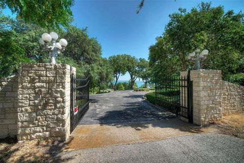 A home in Buchanan Dam