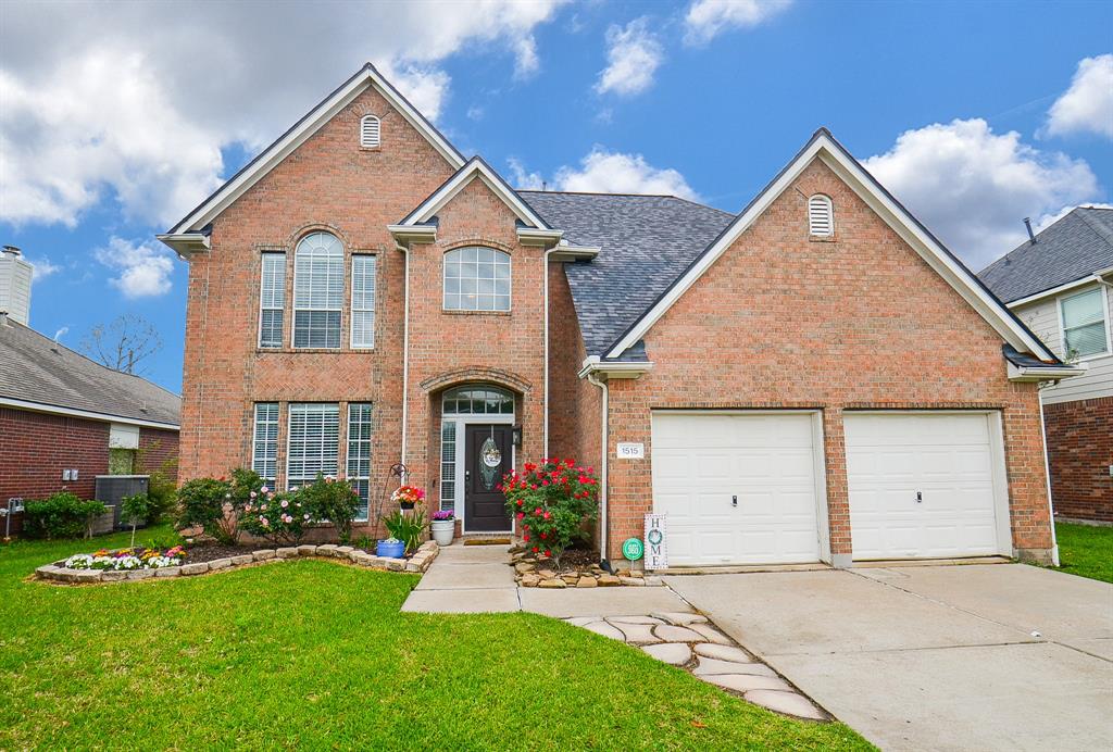 1515 Summer Forest Drive, Sugar Land, Texas image 1
