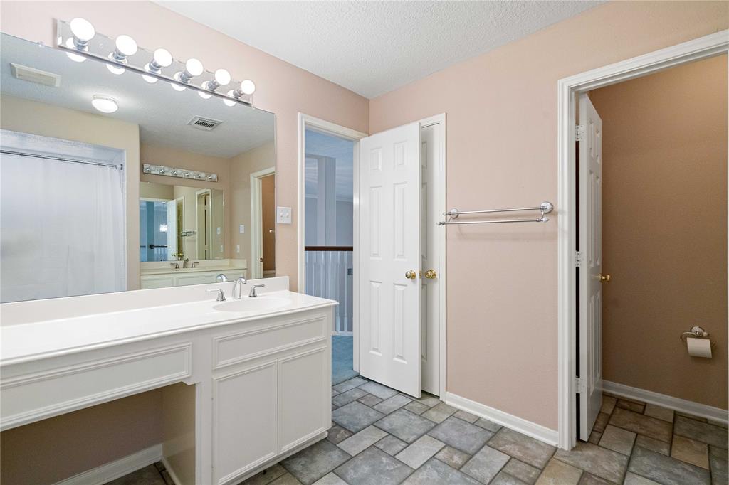 2829 Fairway Drive, Friendswood, Texas image 33