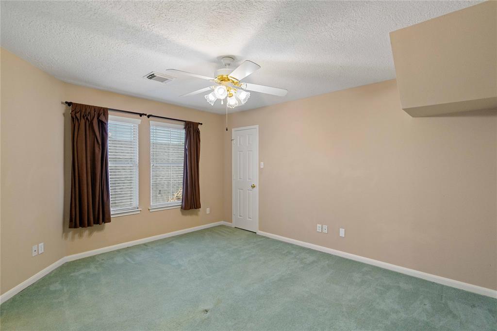 2829 Fairway Drive, Friendswood, Texas image 28