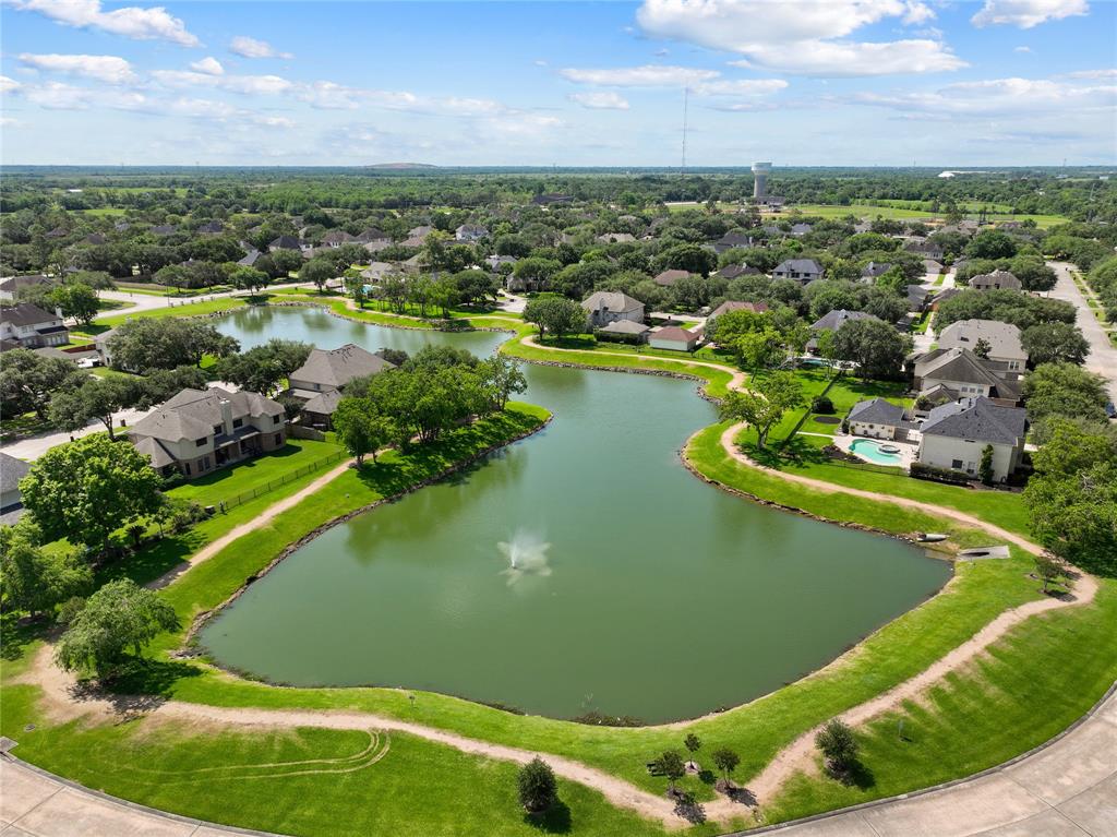 2829 Fairway Drive, Friendswood, Texas image 37