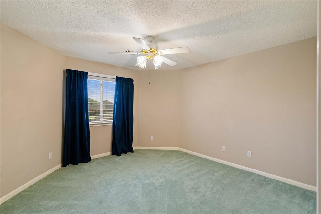 2829 Fairway Drive, Friendswood, Texas image 31