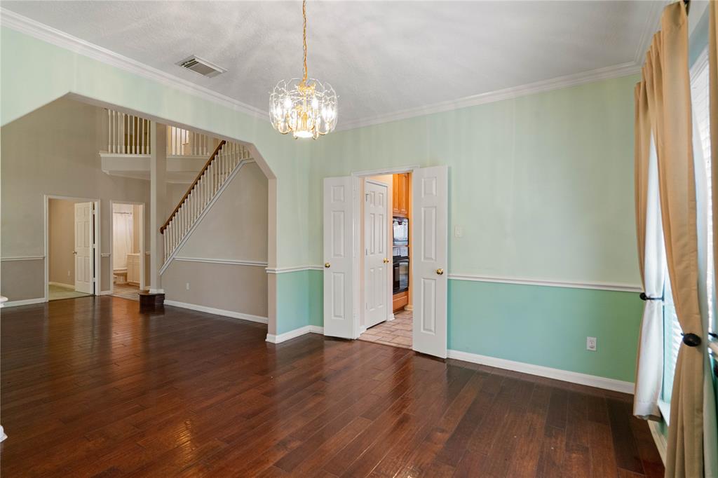 2829 Fairway Drive, Friendswood, Texas image 17