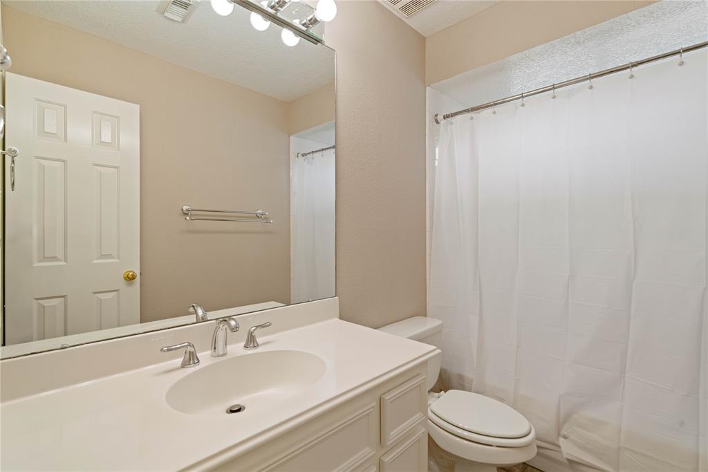 2829 Fairway Drive, Friendswood, Texas image 35
