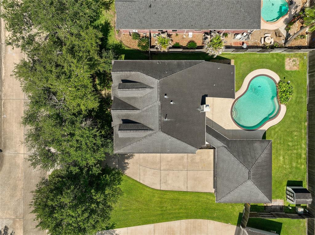 2829 Fairway Drive, Friendswood, Texas image 36