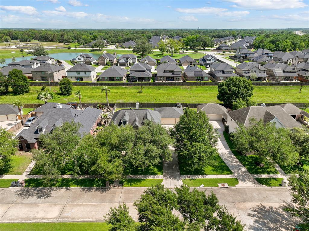 2829 Fairway Drive, Friendswood, Texas image 42