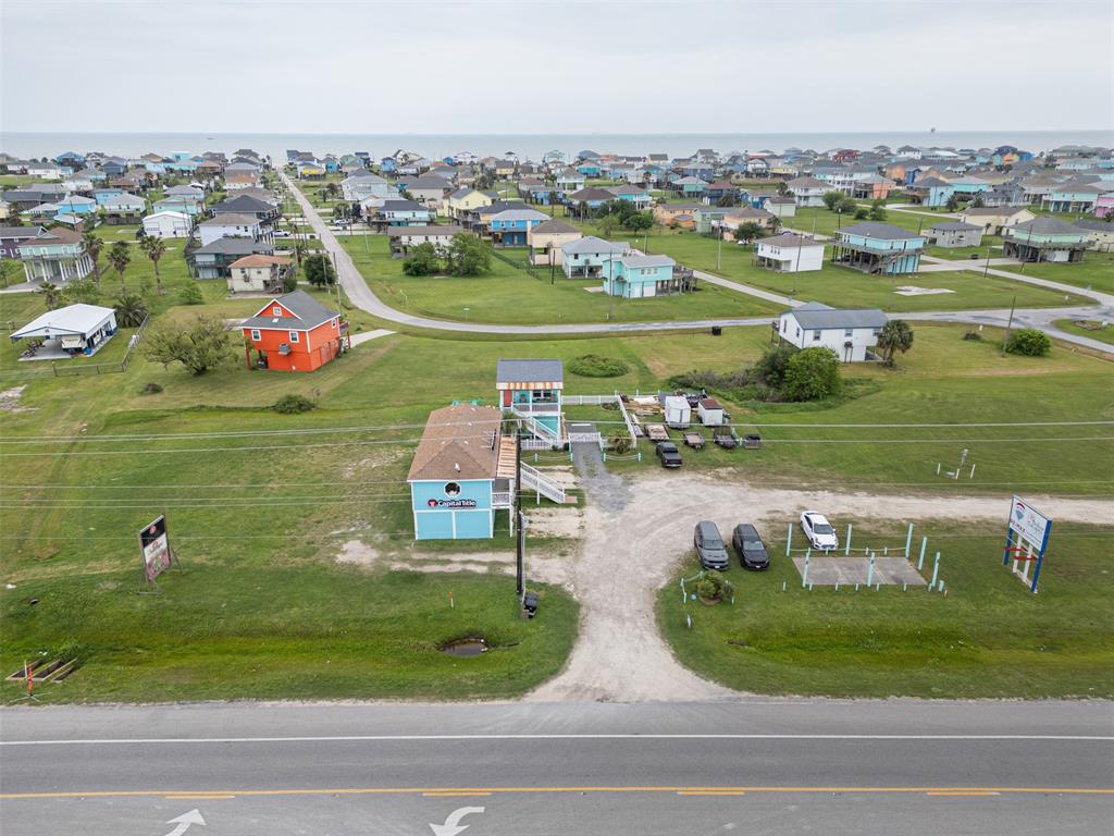 2080 Highway 87, Crystal Beach, Texas image 2