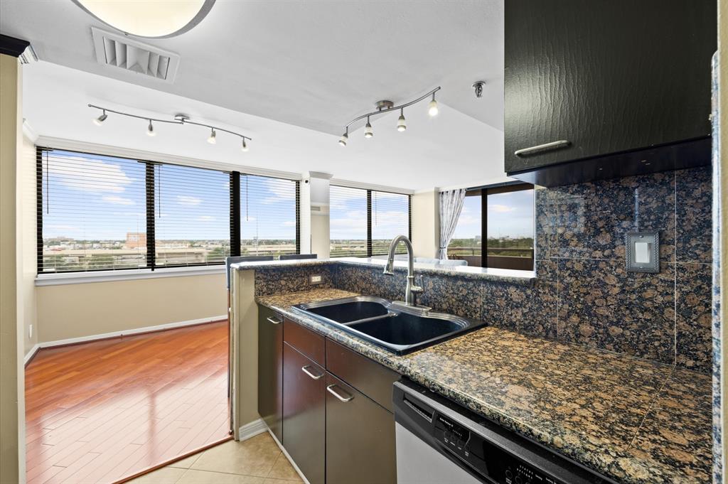 3525 Sage Road #716, Houston, Texas image 7