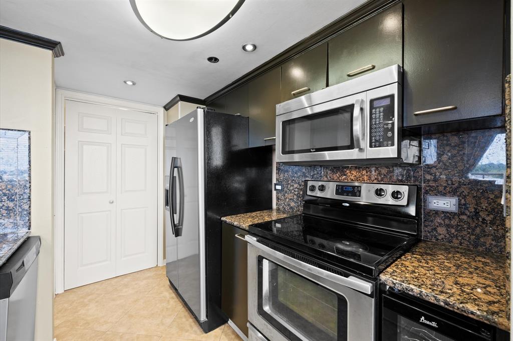 3525 Sage Road #716, Houston, Texas image 6