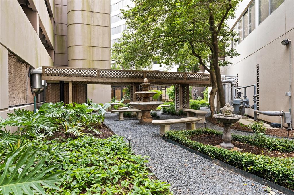 3525 Sage Road #716, Houston, Texas image 31