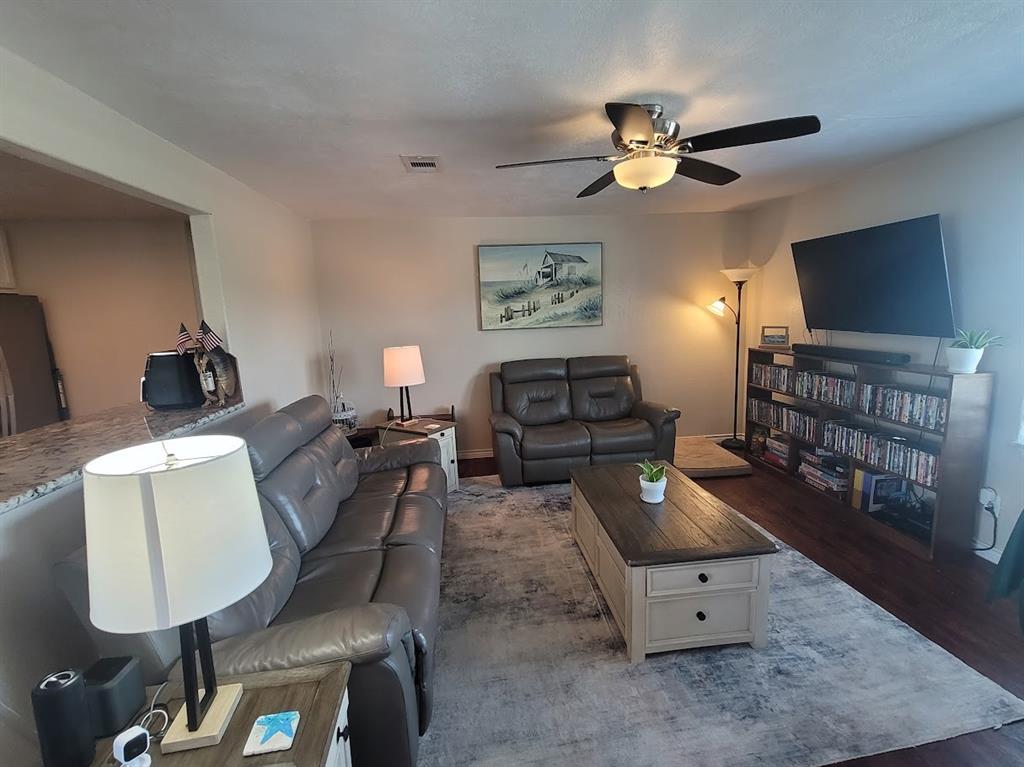 3527 9 Mile Road, Galveston, Texas image 4