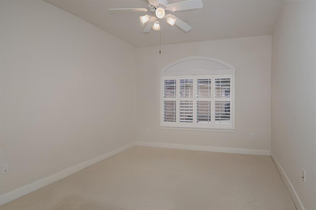 14 Barkley Park Court, Conroe, Texas image 10