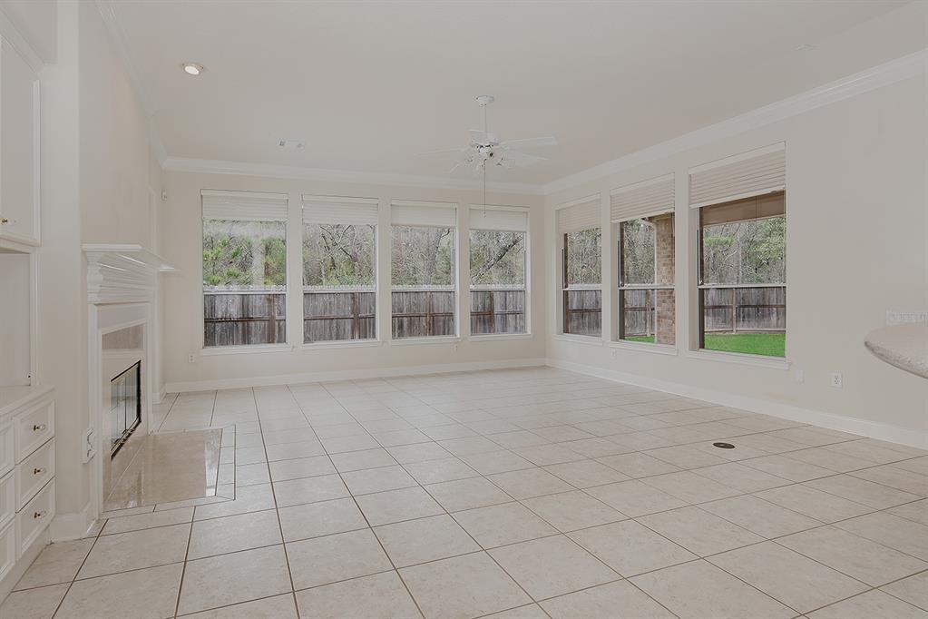 14 Barkley Park Court, Conroe, Texas image 3