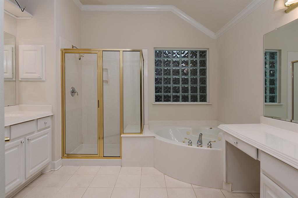 14 Barkley Park Court, Conroe, Texas image 16
