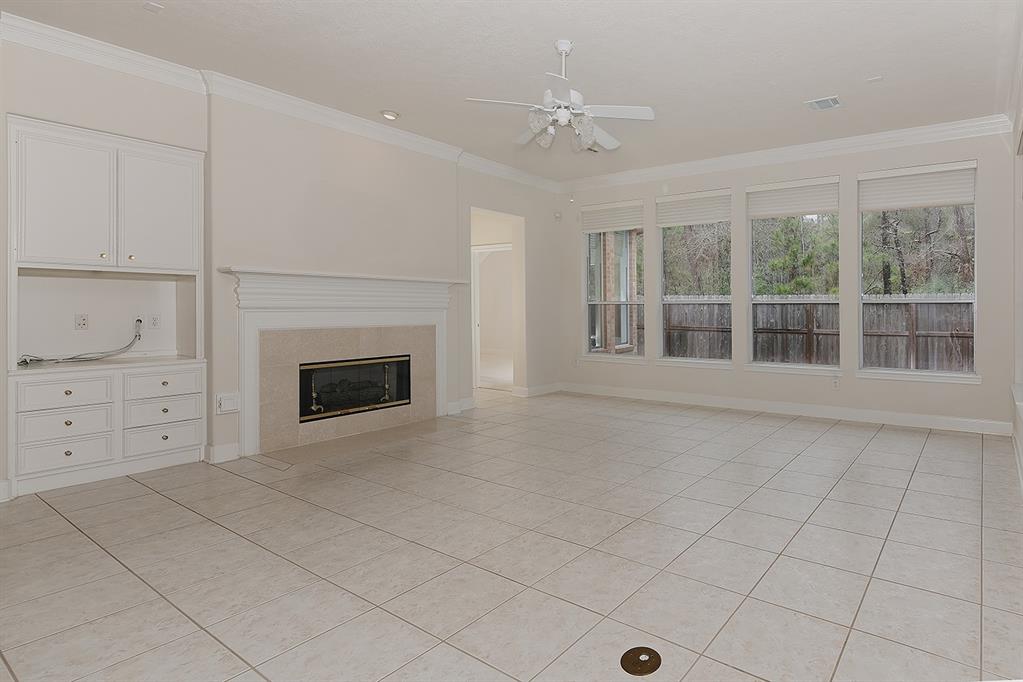 14 Barkley Park Court, Conroe, Texas image 2