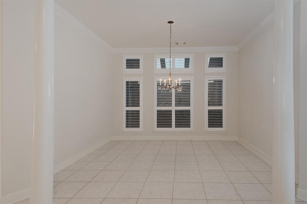 14 Barkley Park Court, Conroe, Texas image 8