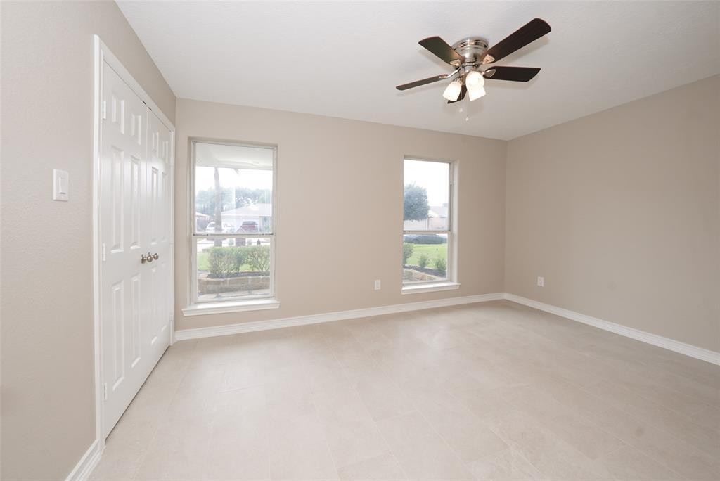 9607 Rumbling Wood Lane, Houston, Texas image 22