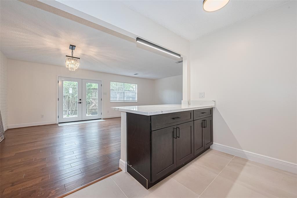 1375 Country Place Dr Drive, Houston, Texas image 10