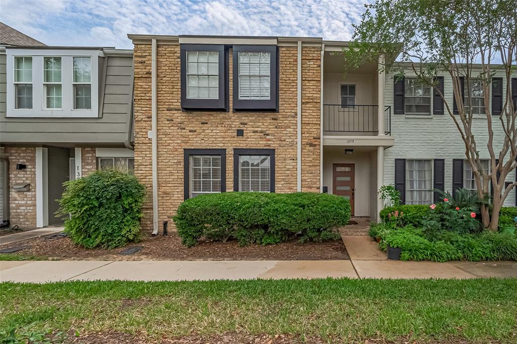 1375 Country Place Dr Drive, Houston, Texas image 2