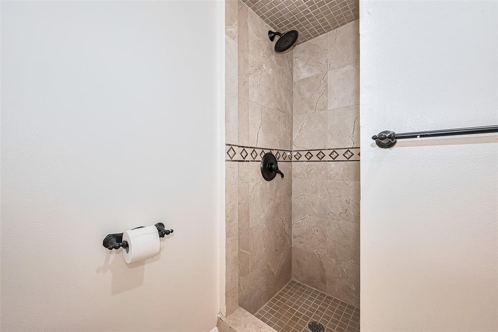 1375 Country Place Dr Drive, Houston, Texas image 20