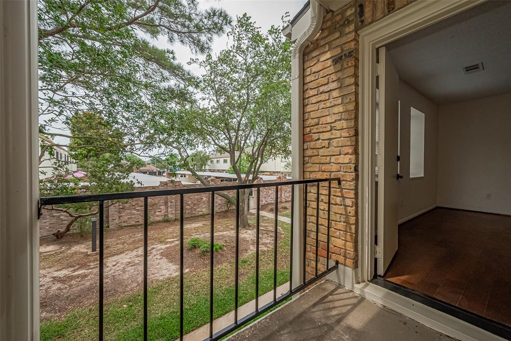 1375 Country Place Dr Drive, Houston, Texas image 42