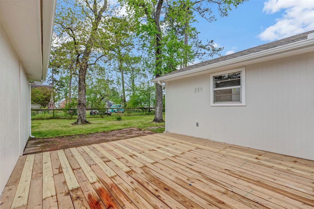 21007 Flying Cloud Trail, Crosby, Texas image 36