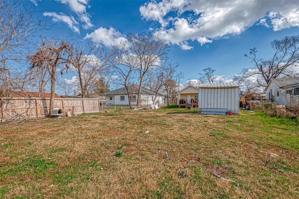 8617 Autumn Lane, Houston, Texas image 16