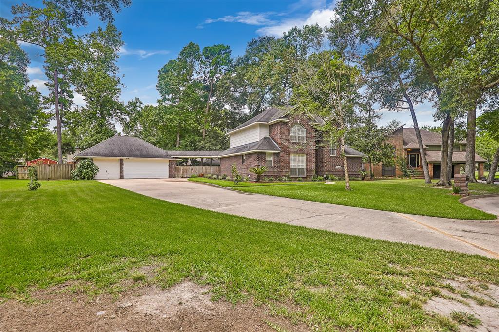 1803 Fan Tail Court, Crosby, Texas image 3