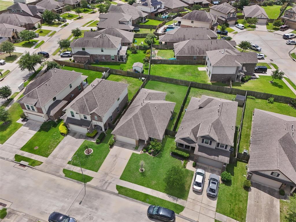 12915 Taper Reach Drive, Tomball, Texas image 27