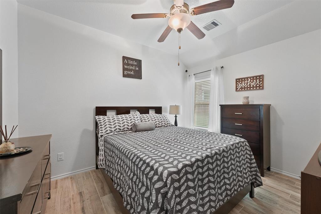 12915 Taper Reach Drive, Tomball, Texas image 17
