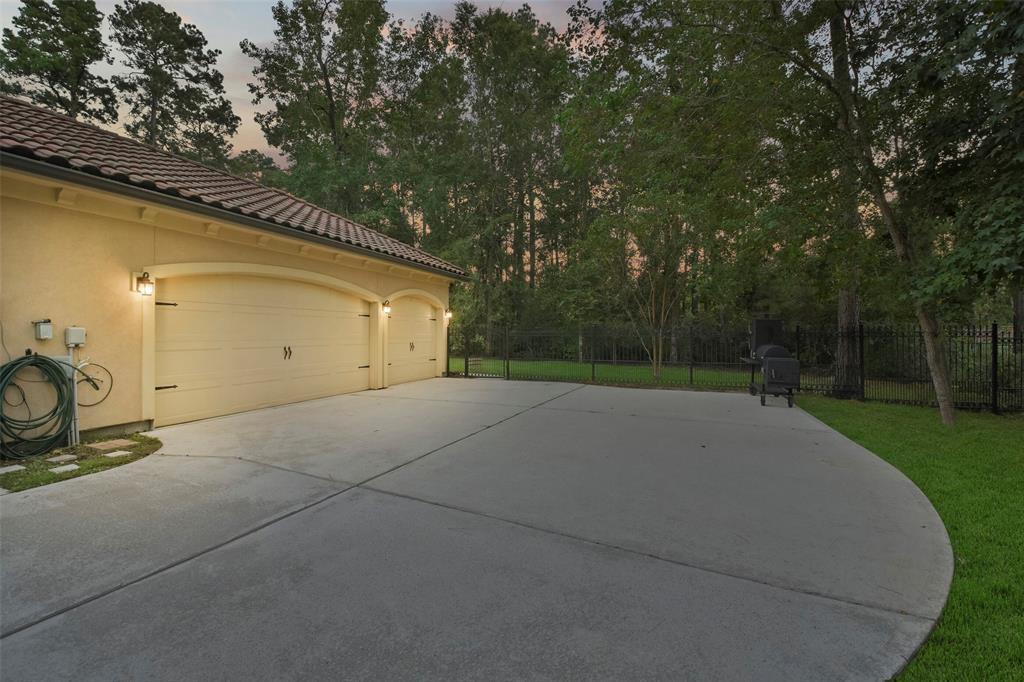 4014 N Rondelet Drive, Spring, Texas image 45