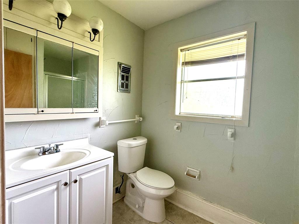 1516 Narcille Street, Baytown, Texas image 18