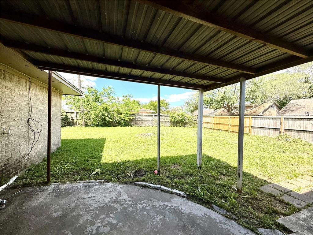 1516 Narcille Street, Baytown, Texas image 22