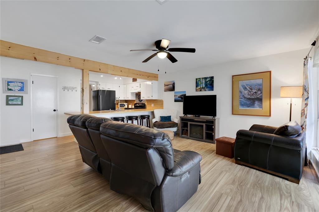 118 Harbour Lane, Coldspring, Texas image 3