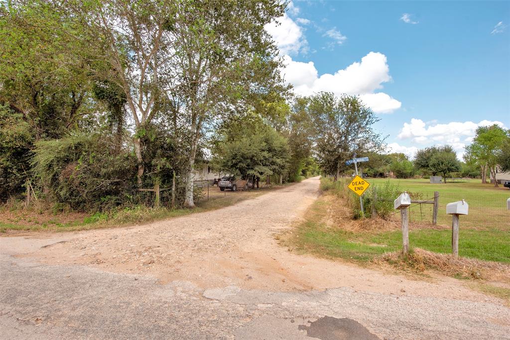 1417 Catbird Lane, Bellville, Texas image 31