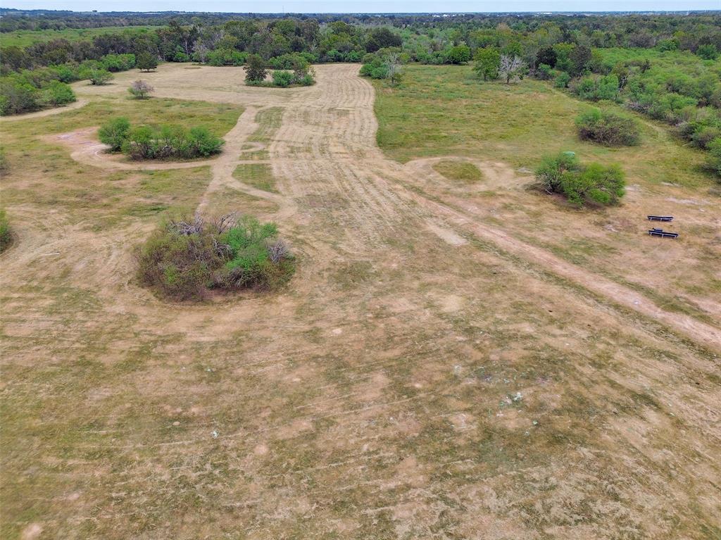 1417 Catbird Lane, Bellville, Texas image 12